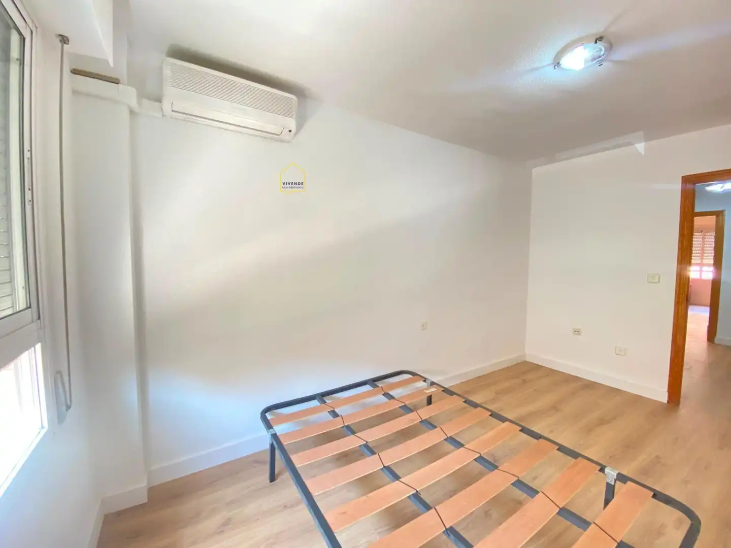 Wohnung zum Verkauf in Lorca mit Klimaanlage, Terrasse und Möbliert