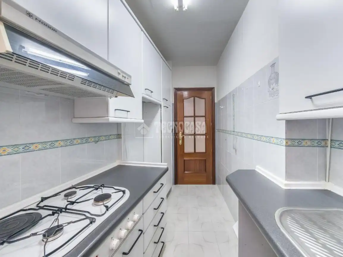 Cocina de Piso en venta en Madrid con Aire acondicionado