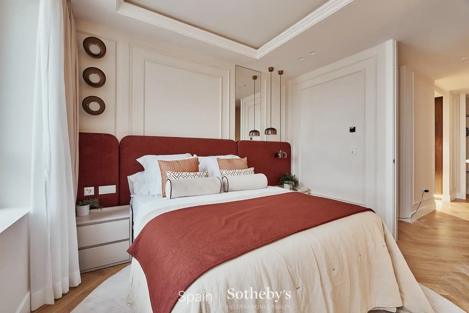 Bedroom of Apartments for sale in Madrid  with Air Conditioner, Terrace and Storage room