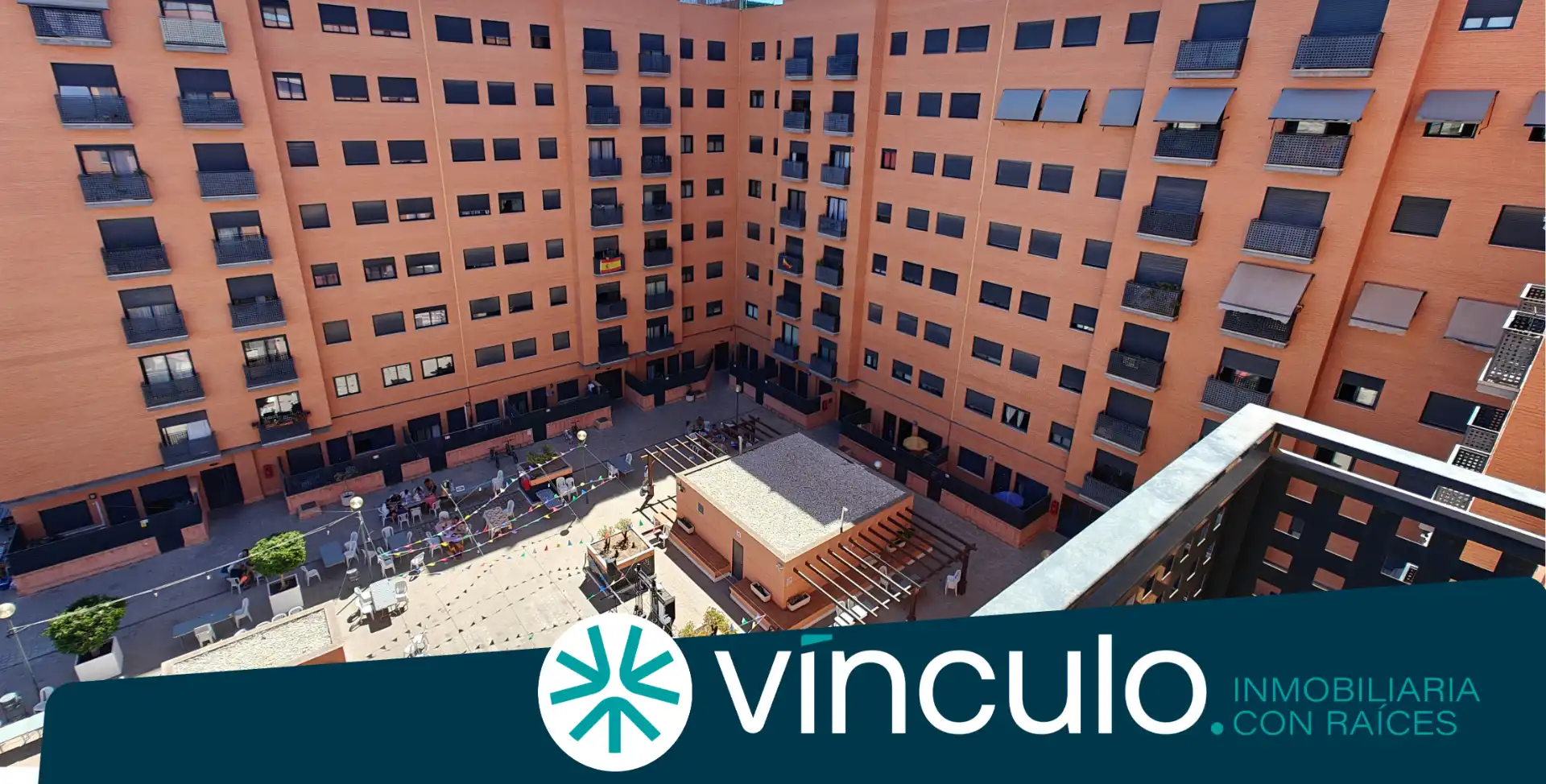 Vista exterior de Pis per a compartir en San Vicente del Raspeig / Sant Vicent del Raspeig amb Parquet, Moblat i Forn