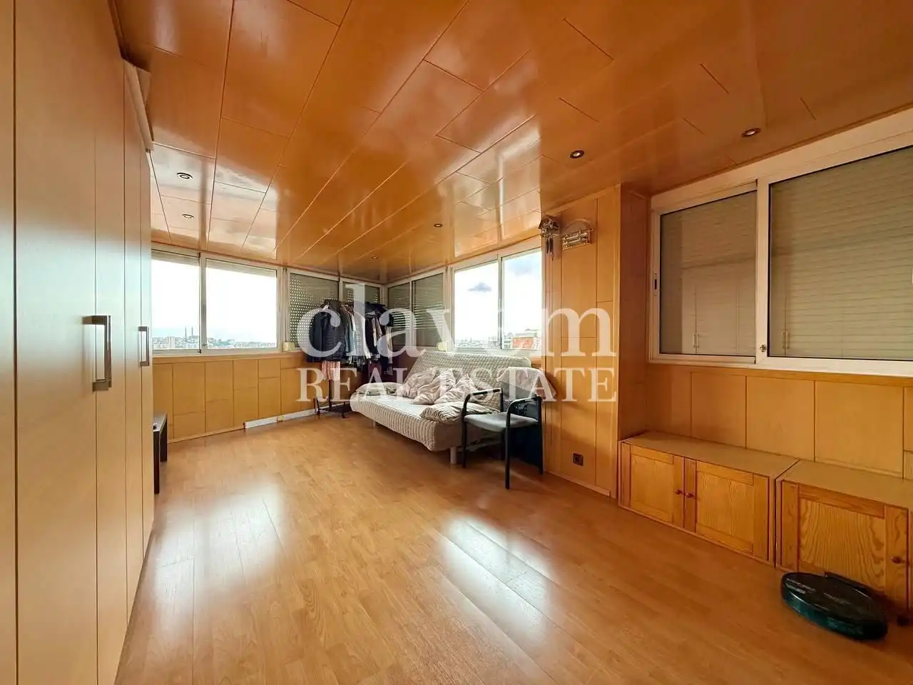 Habitación de Piso en venta en Barcelona con Aire acondicionado y Terraza