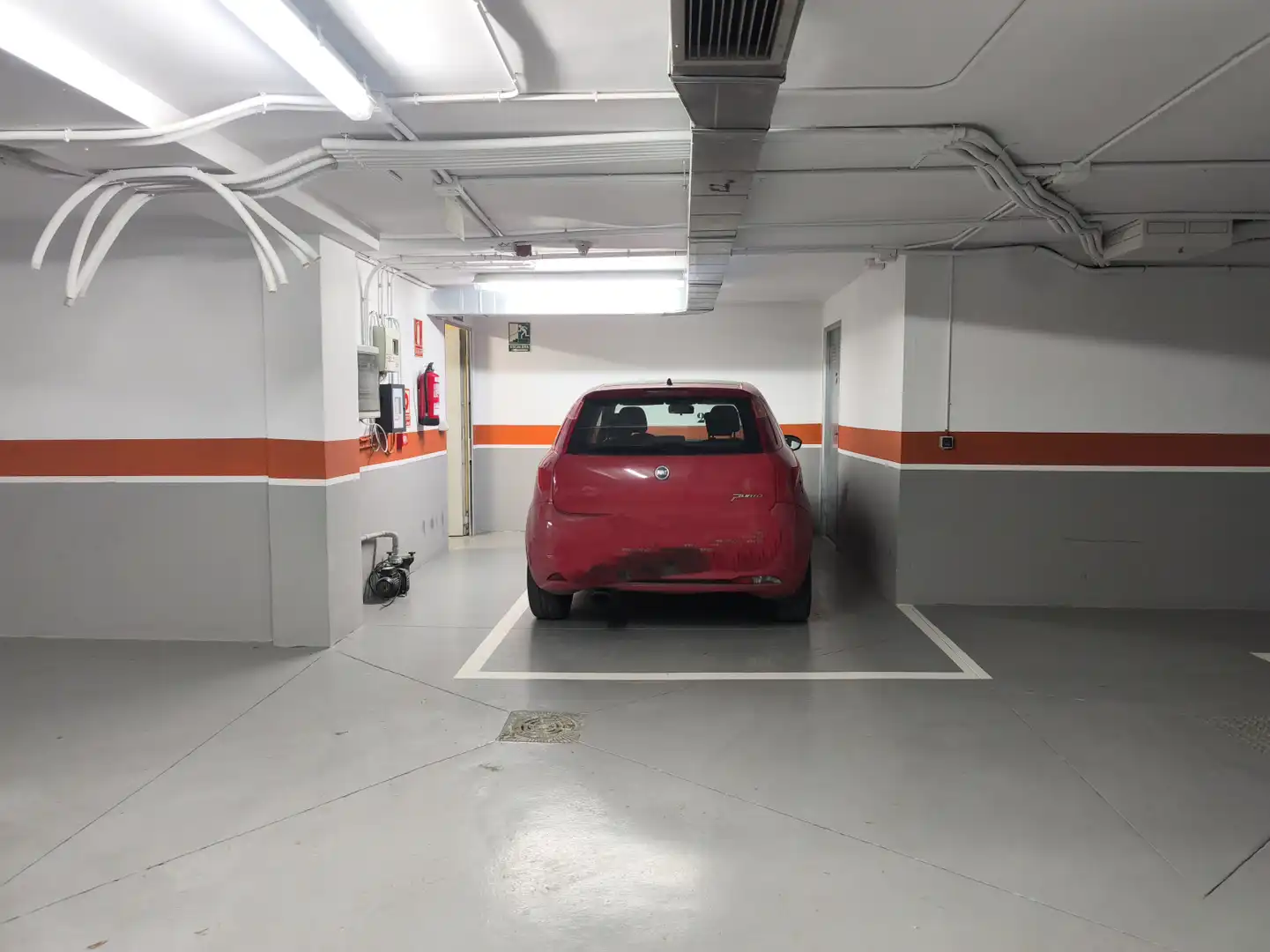 Parking of Flat for rent in  Logroño  with Heating, Parquet flooring and Storage room