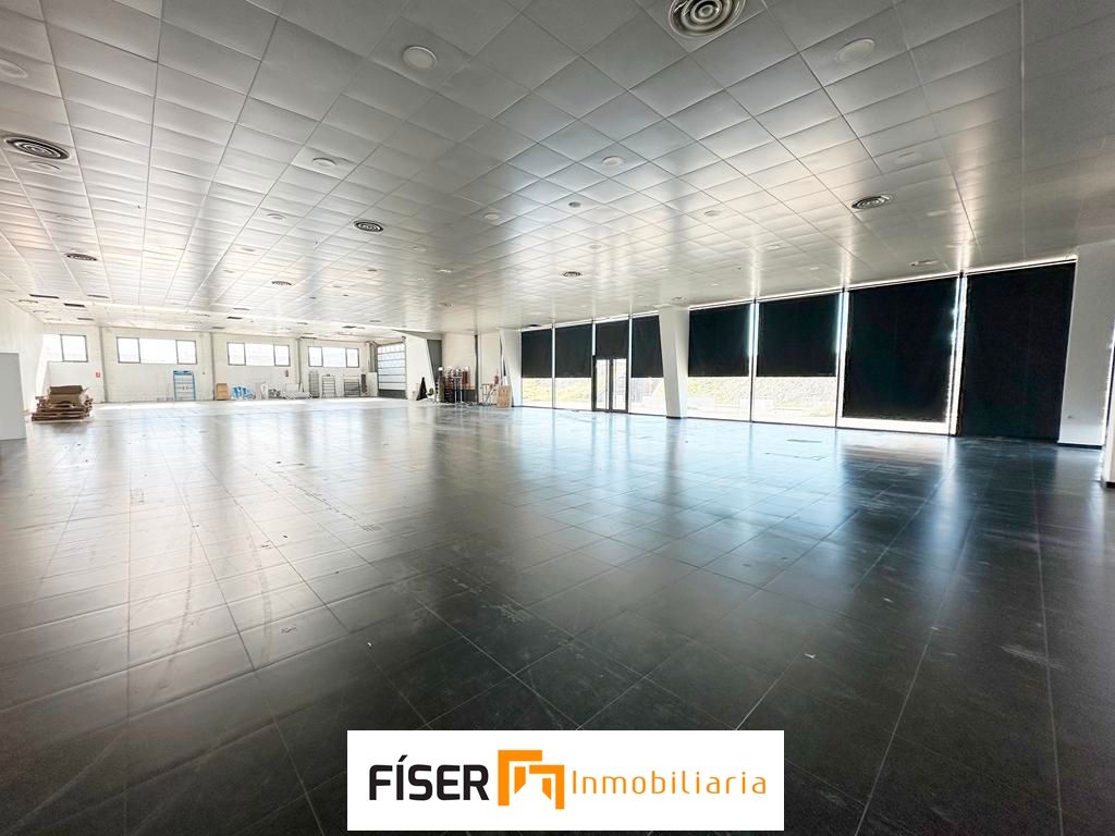 Industrial buildings to rent in Zafra