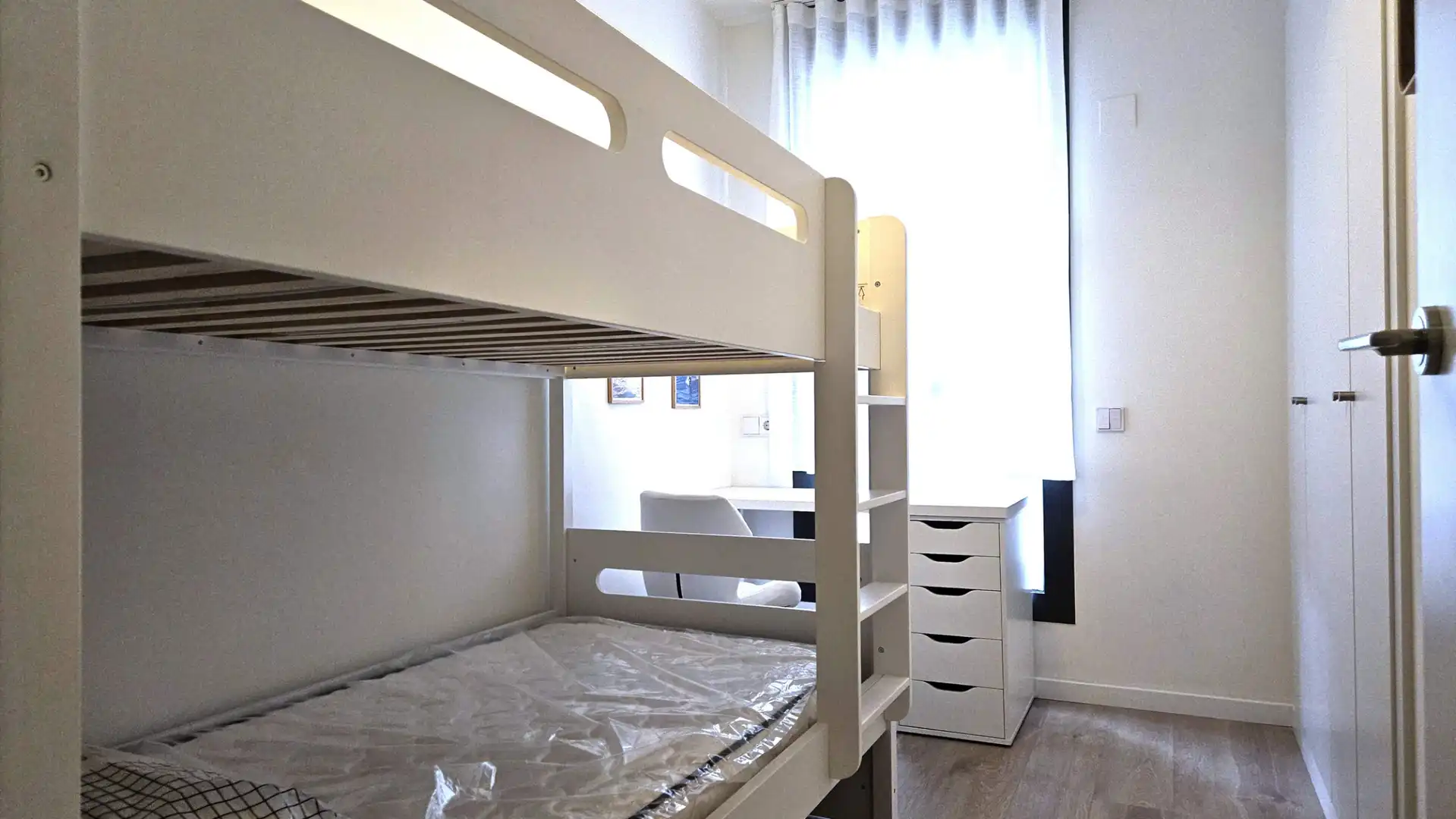 Wohnung zur Miete in MARE NOSTRUM, Port