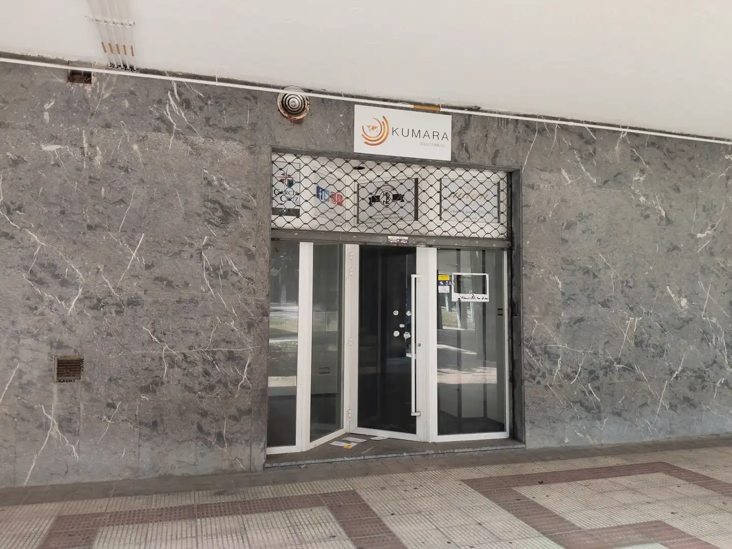 Local comercial en venda a Zabalgane Plaza 9, imagen 3