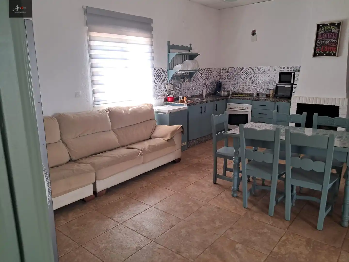 Cuina de Finca rústica en venda en Fuente Palmera amb Aire condicionat, Piscina i Moblat