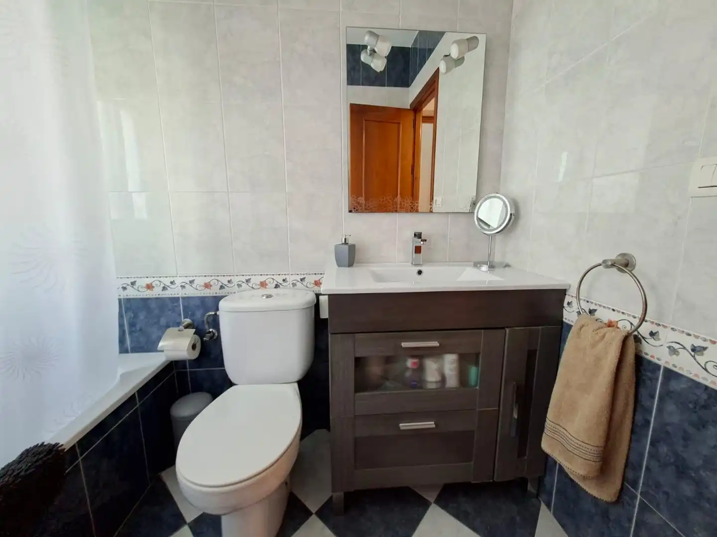Bathroom of Houses for sale in Chiclana de la Frontera  with Private garden