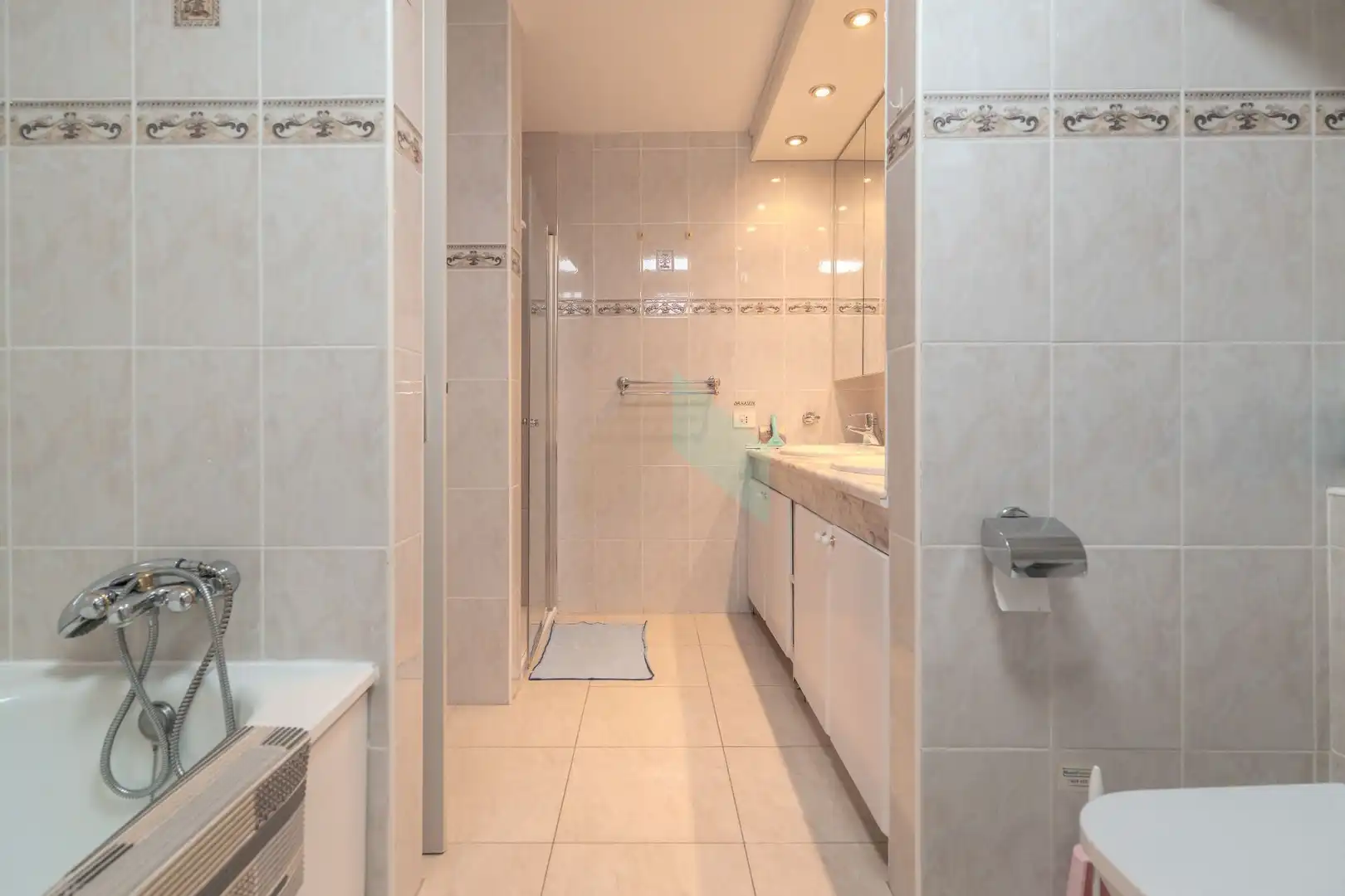 Bany de Apartament en venda en Arona amb Aire condicionat, Terrassa i Moblat