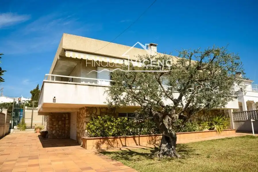 Villa con piscina in vendita a MIGJORN, imagen 2