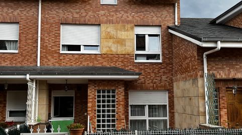 Foto 3 de Casa adosada en venta en Calle Tanos, 647d, Tanos, Torrelavega