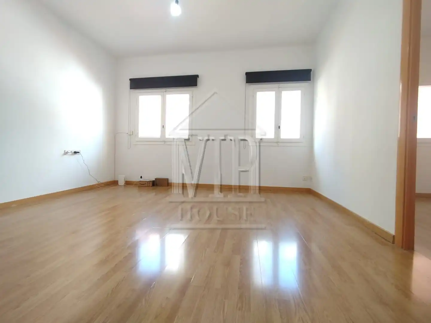 Sala d'estar de Pis en venda en Badalona amb Parquet