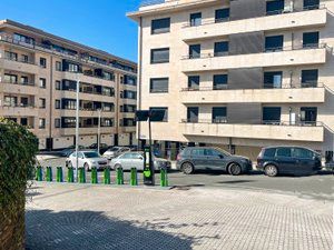 Vista exterior de Pis en venda en Donostia - San Sebastián  amb Calefacció, Terrassa i Traster