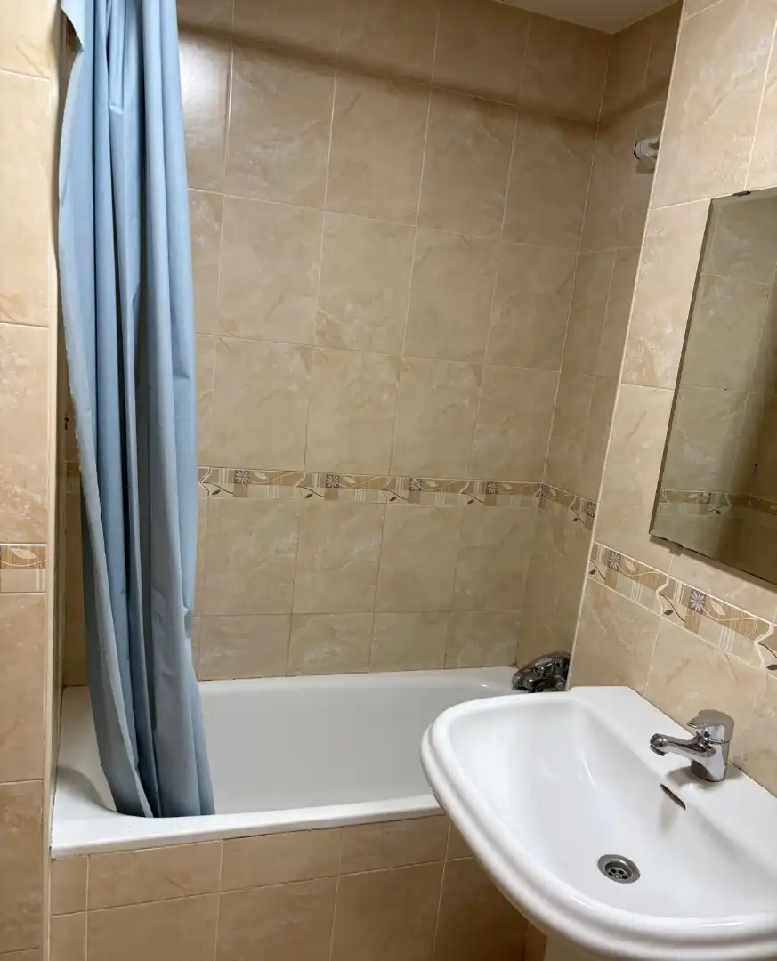 Baño de Piso en venta en Las Torres de Cotillas con Aire acondicionado, Terraza y Amueblado