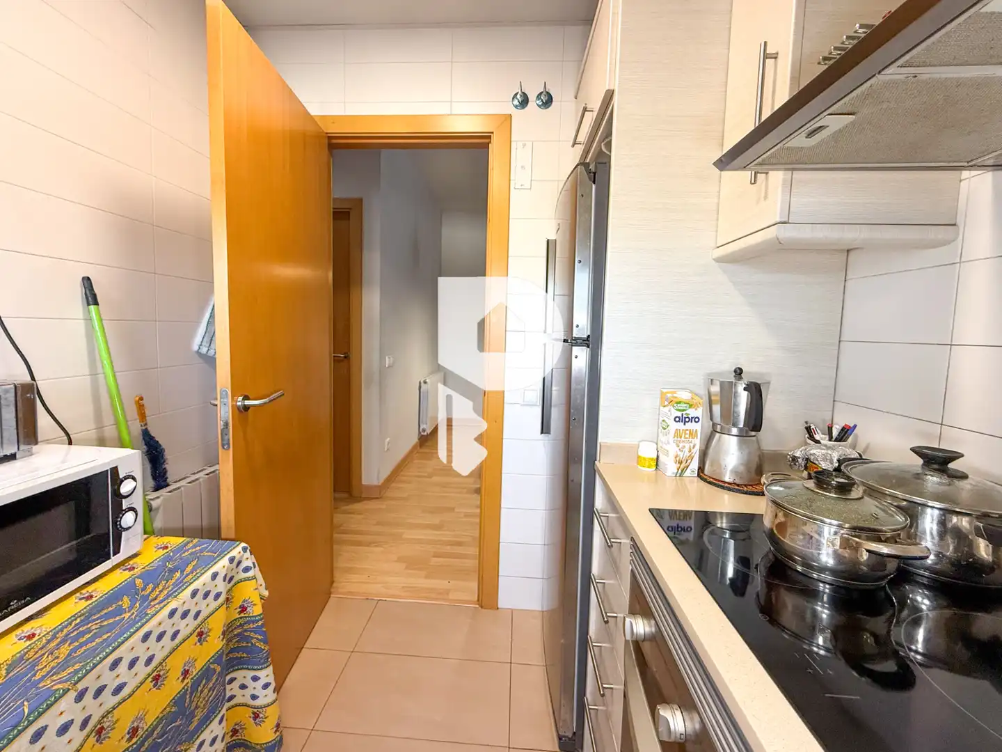 Kitchen of Flat for sale in Sant Vicenç Dels Horts  with Air Conditioner, Heating and Parquet flooring