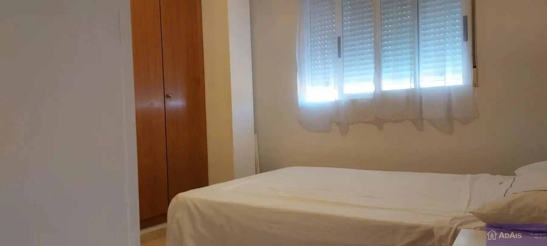 Dormitori de Pis en venda en Gandia amb Calefacció, Moblat i Balcó