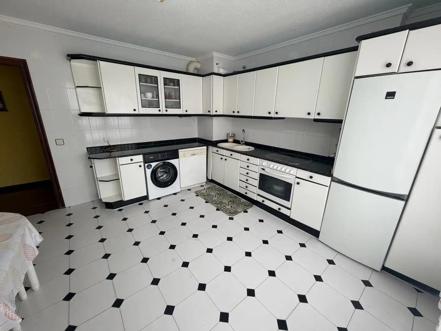 Kitchen of Flat for sale in Santoña  with Furnished
