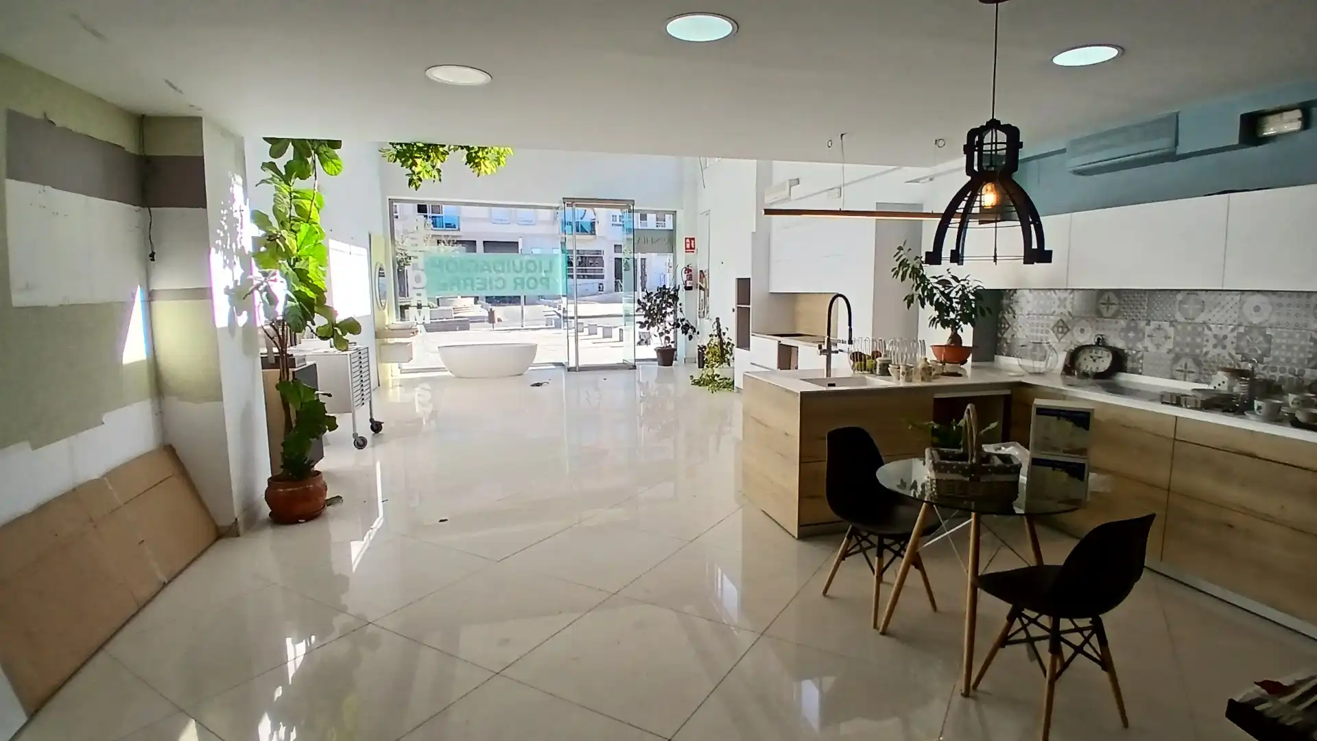 Local comercial en venta en Avenida de Honorio Lozano 59, imagen 3