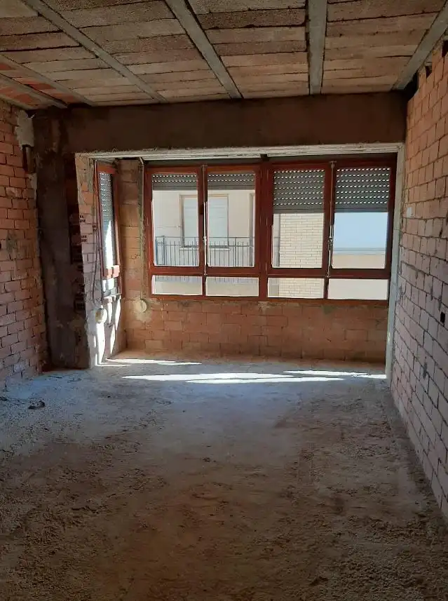 Edificio en venta en Llucena / Lucena del Cid