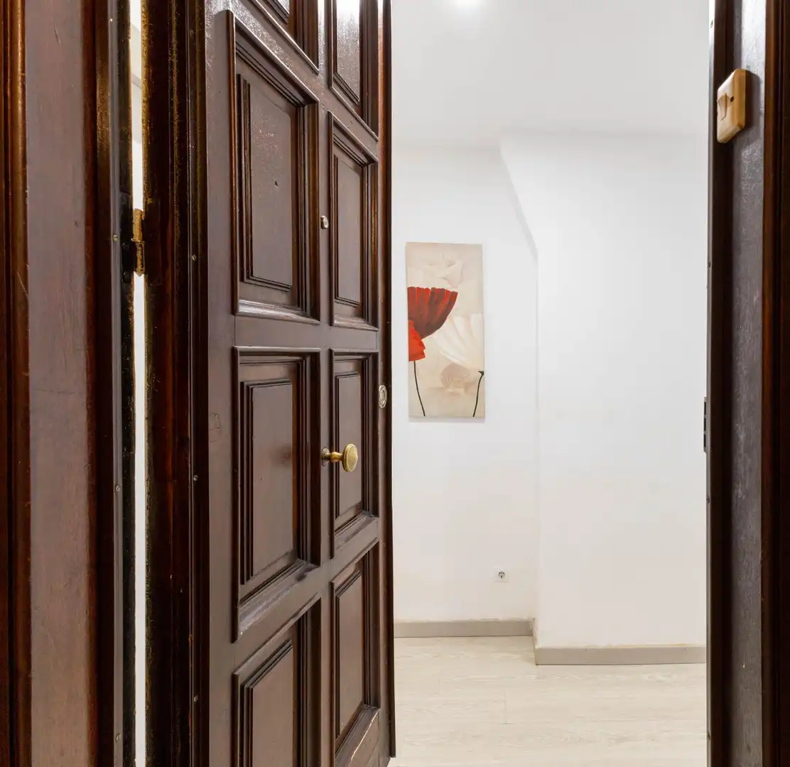 Wohnung zum Verkauf in Barcelona mit Parkett, Terrasse und Möbliert