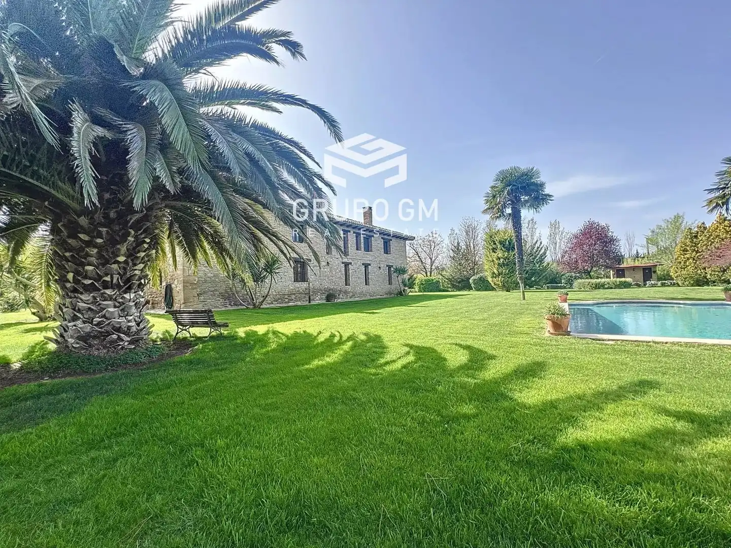 Garden of Houses for sale in  Logroño  with Terrace, Storage room and Swimming Pool