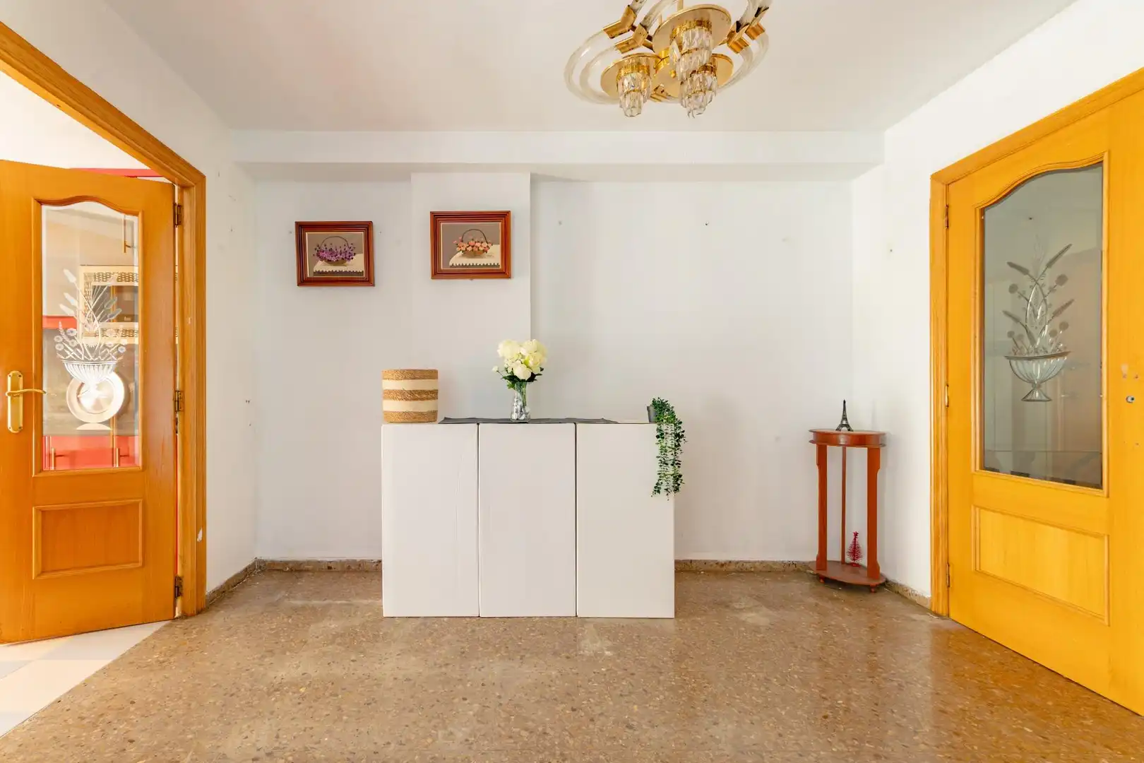 Piso en venta en Valencia con Trastero, Balcón y Alarma