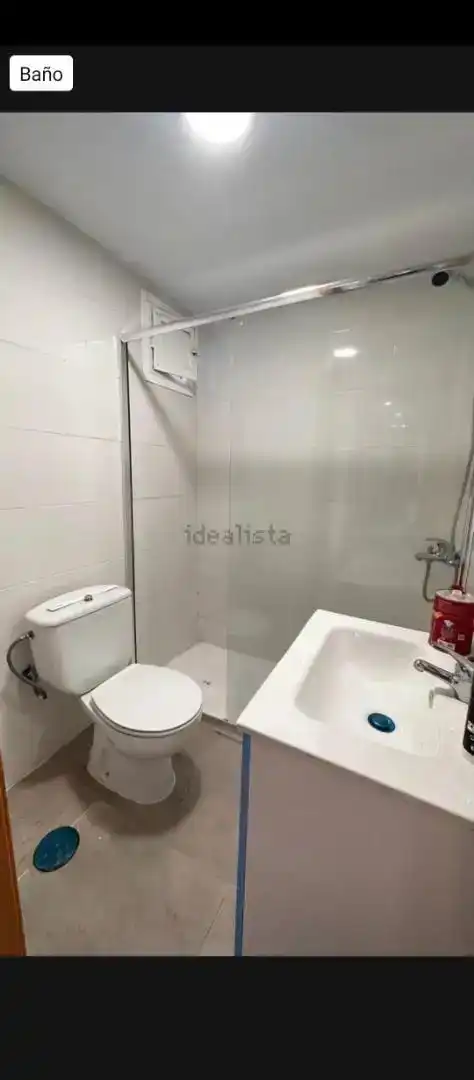 Bany de Pis en venda en Sevilla amb Aire condicionat, Traster i Piscina