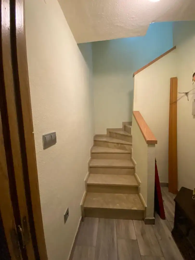 Haus oder Chalet zum Verkauf in Monforte del Cid mit Klimaanlage, Privatgarten und Terrasse