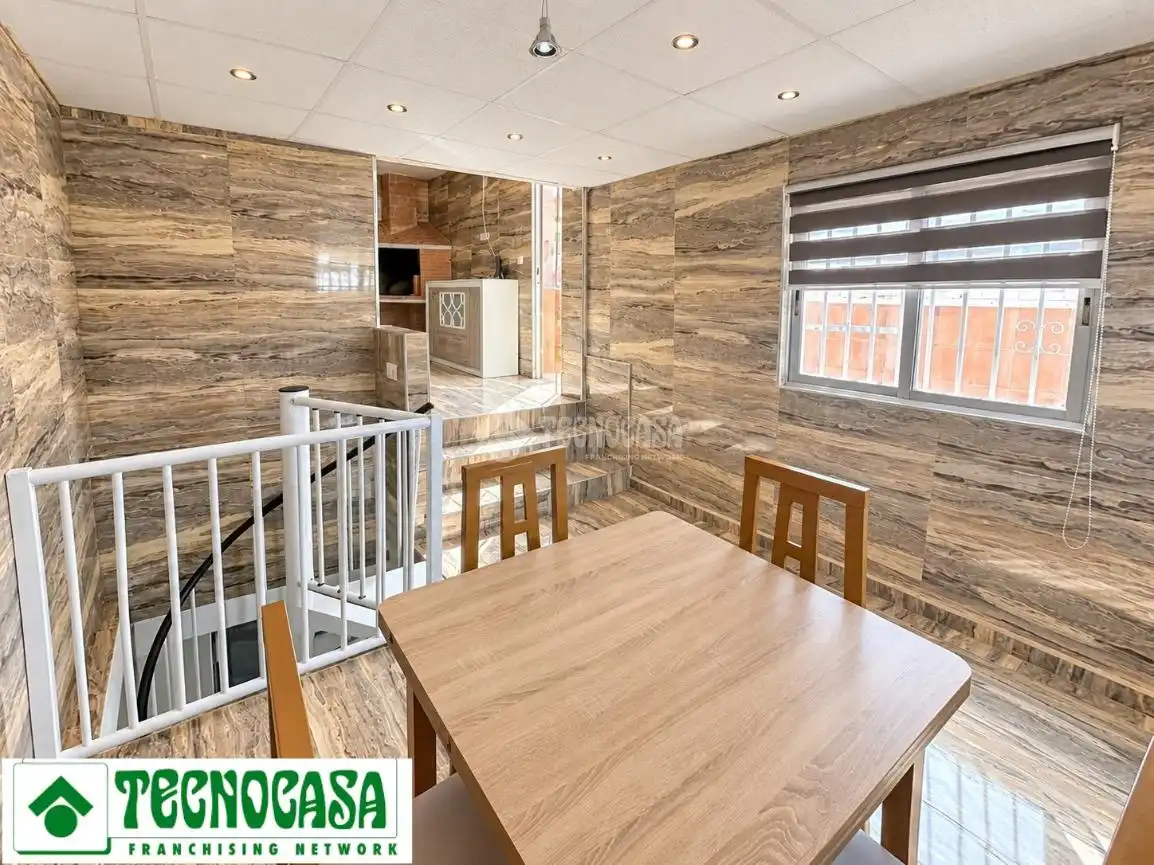 Casa adosada en venta en San Francisco