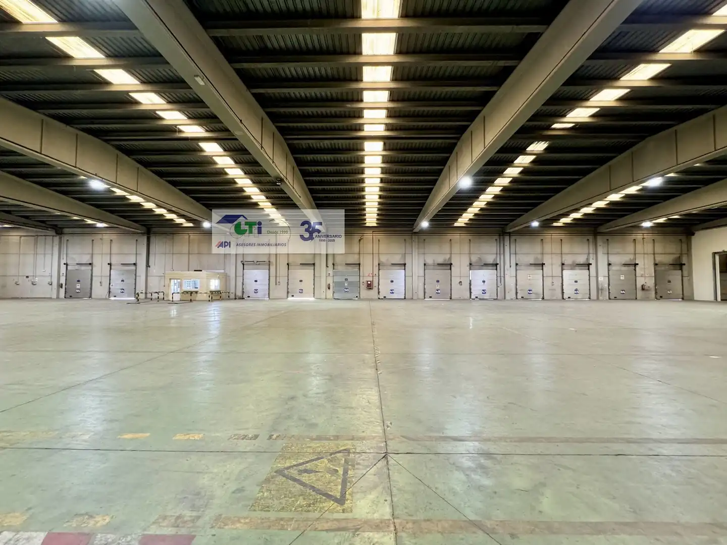Industrial building to rent in C/ RÍO DE JANEIRO, imagen 5