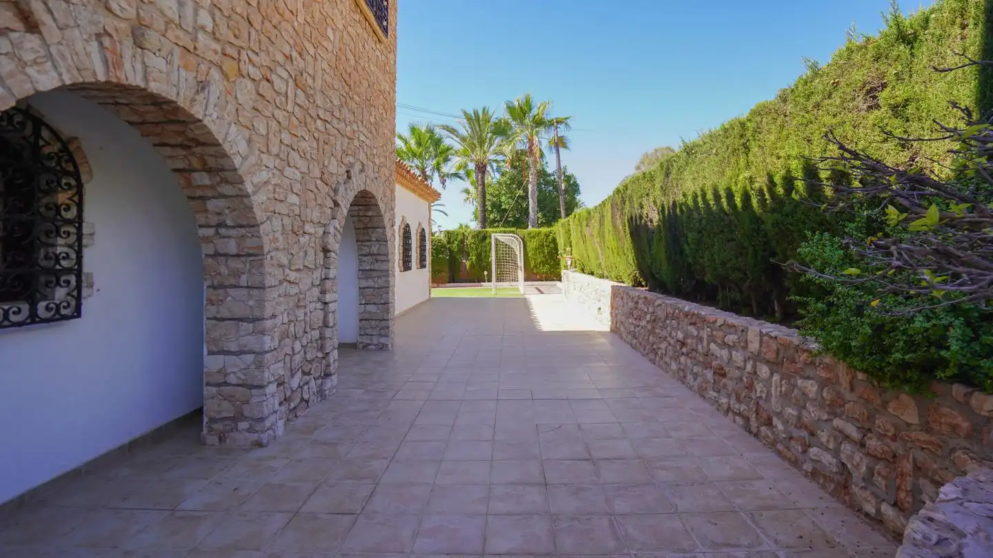 Casa amb terrassa en venda a Avinguda de la Armada Española, imagen 37