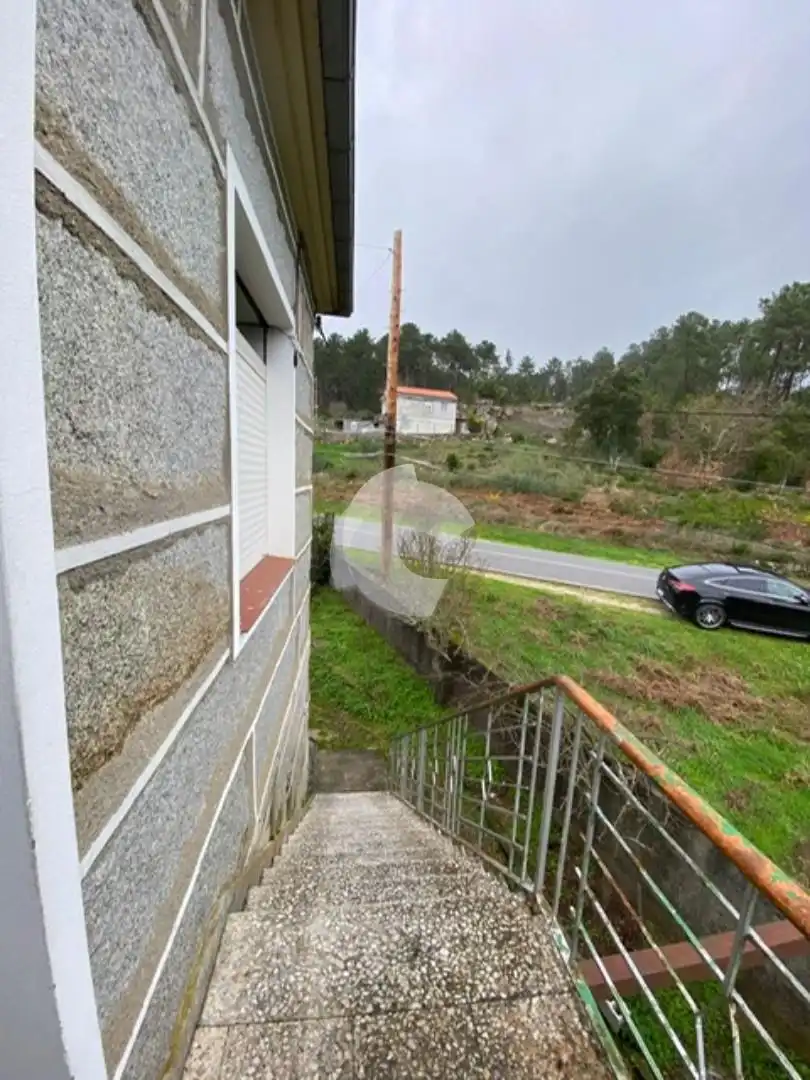 Exterior view of Houses for sale in Toén  with Private garden