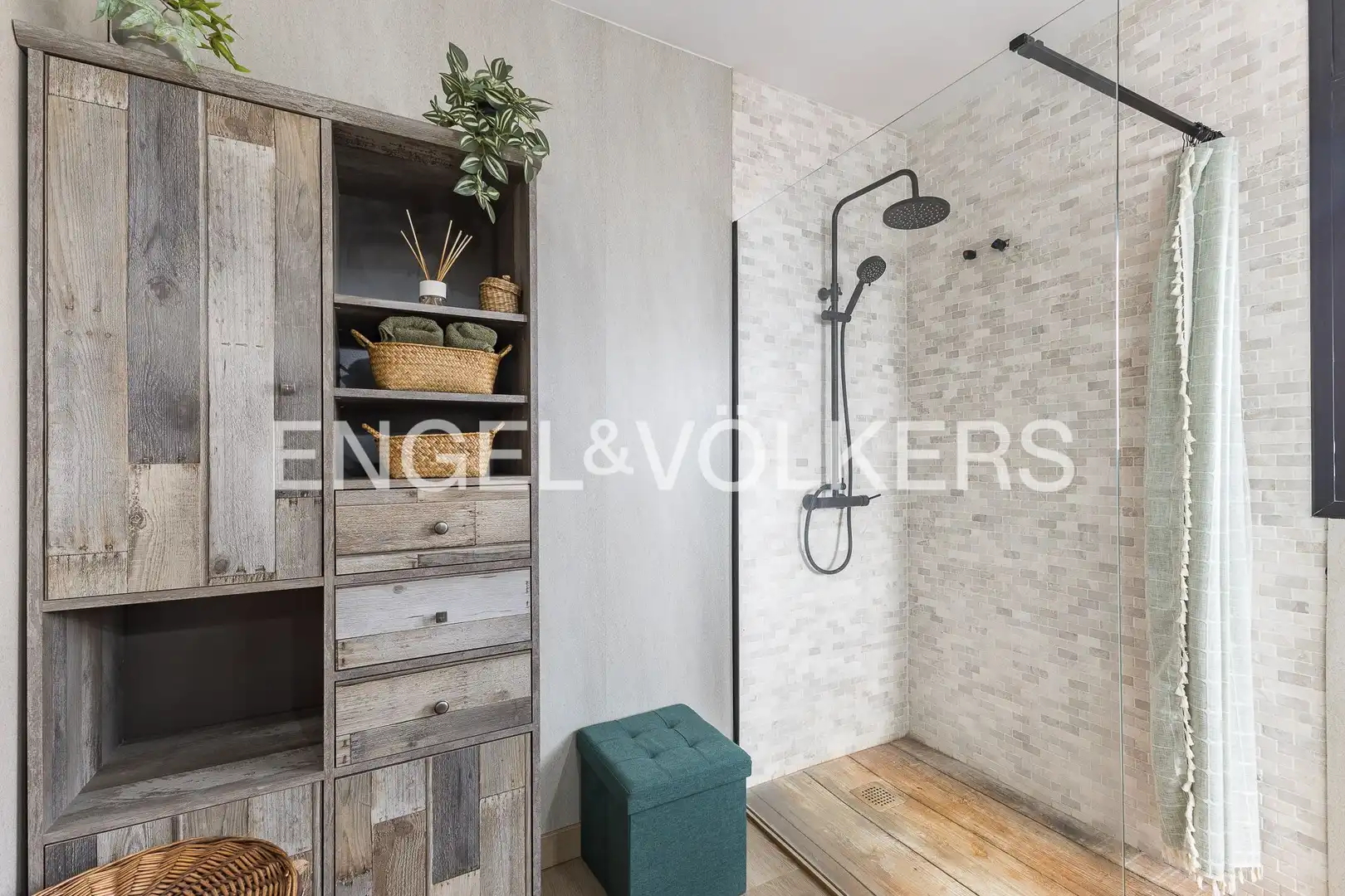 Bathroom of Houses for sale in Calafell  with Air Conditioner, Heating and Private garden