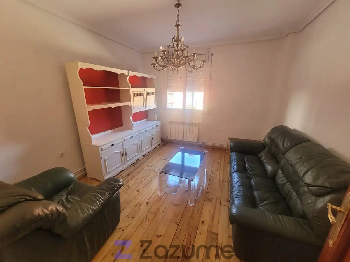 Sala de estar de Piso de alquiler en Valladolid Capital con Aire acondicionado, Calefacción y Parquet