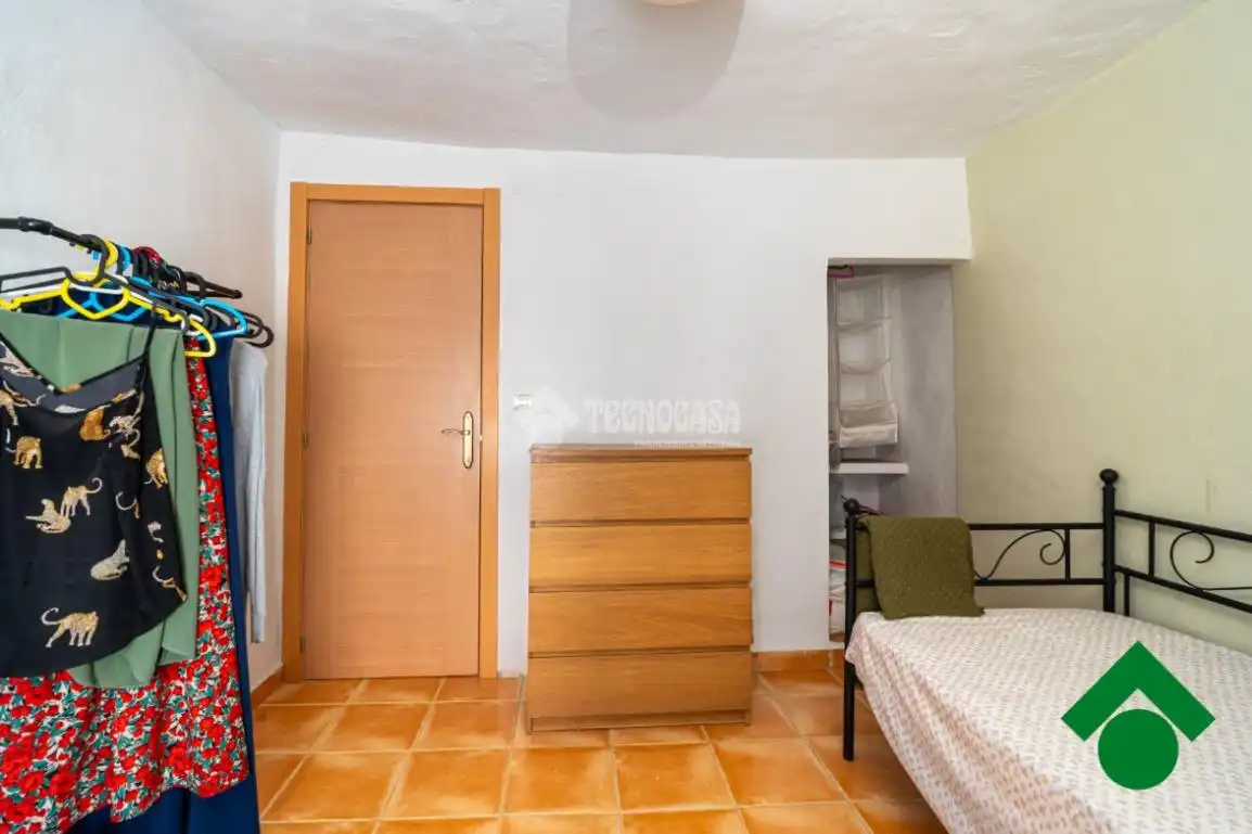 Dormitori de Casa adosada en venda en Íllora