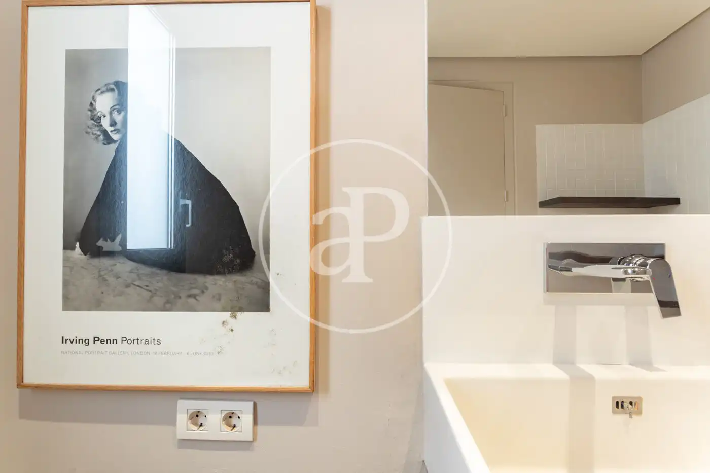 Baño de Piso de alquiler en Barcelona con Calefacción, Amueblado y Balcón