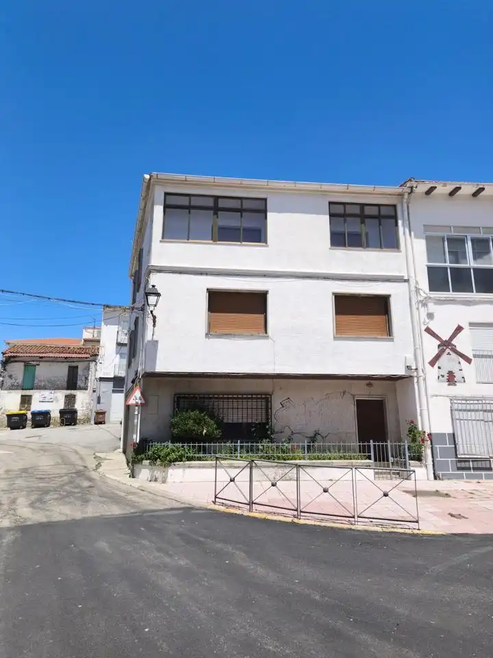 Vista exterior de Casa o chalet en venta en Piornal
