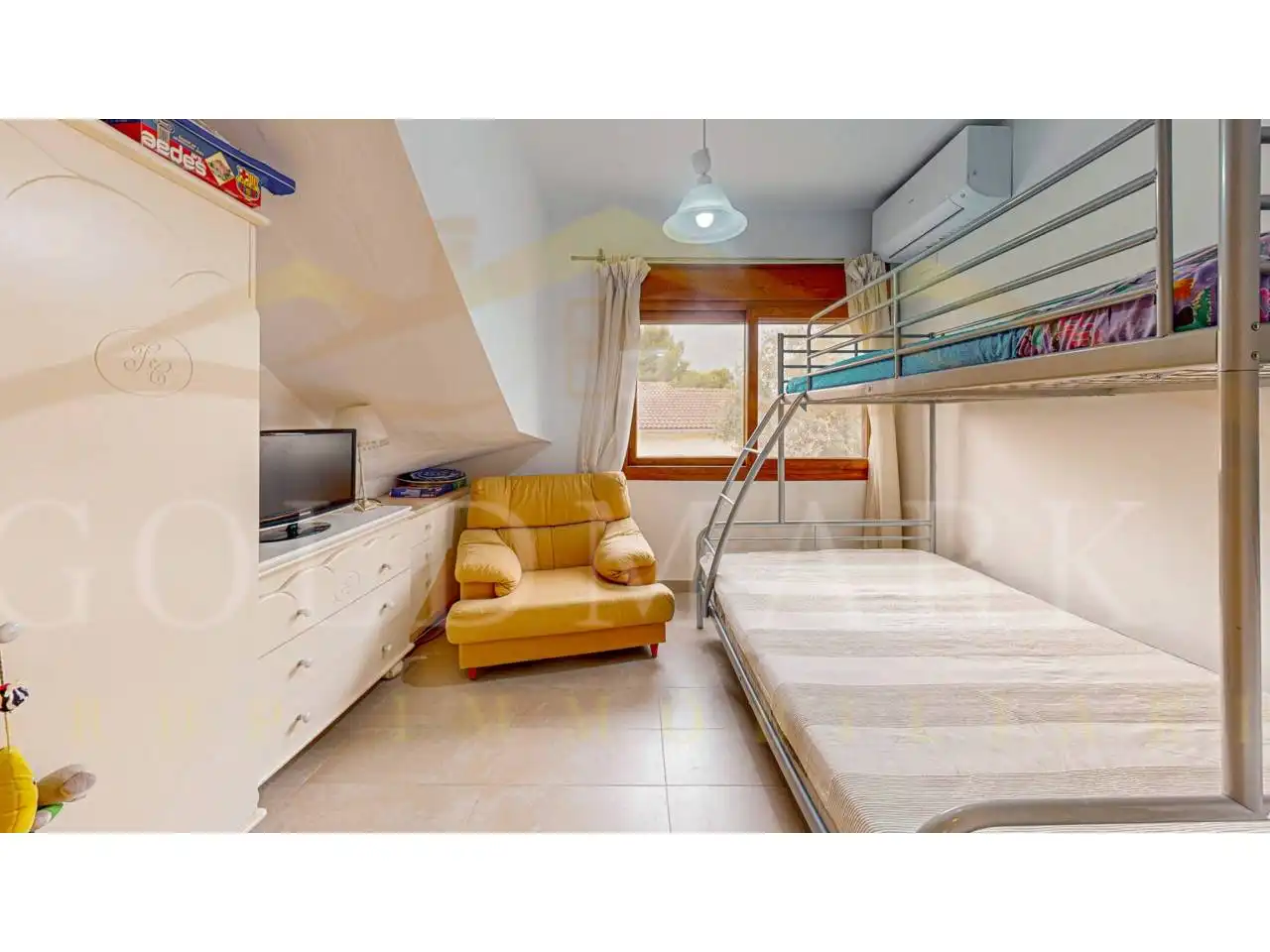 Habitación de Casa o chalet en venta en El Vendrell con Aire acondicionado, Calefacción y Jardín privado