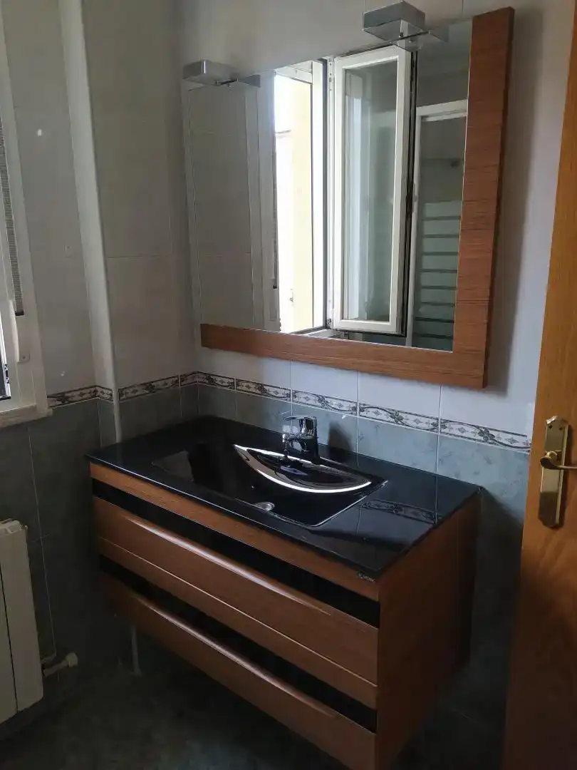 Bany de Pis en venda en Guijuelo amb Aire condicionat i Balcó