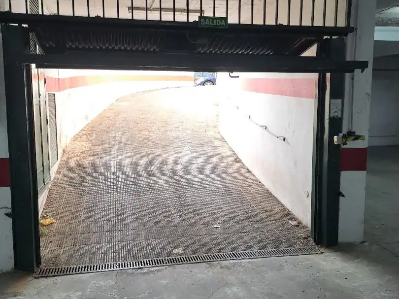 Parking of Garage for rent in Sevilla