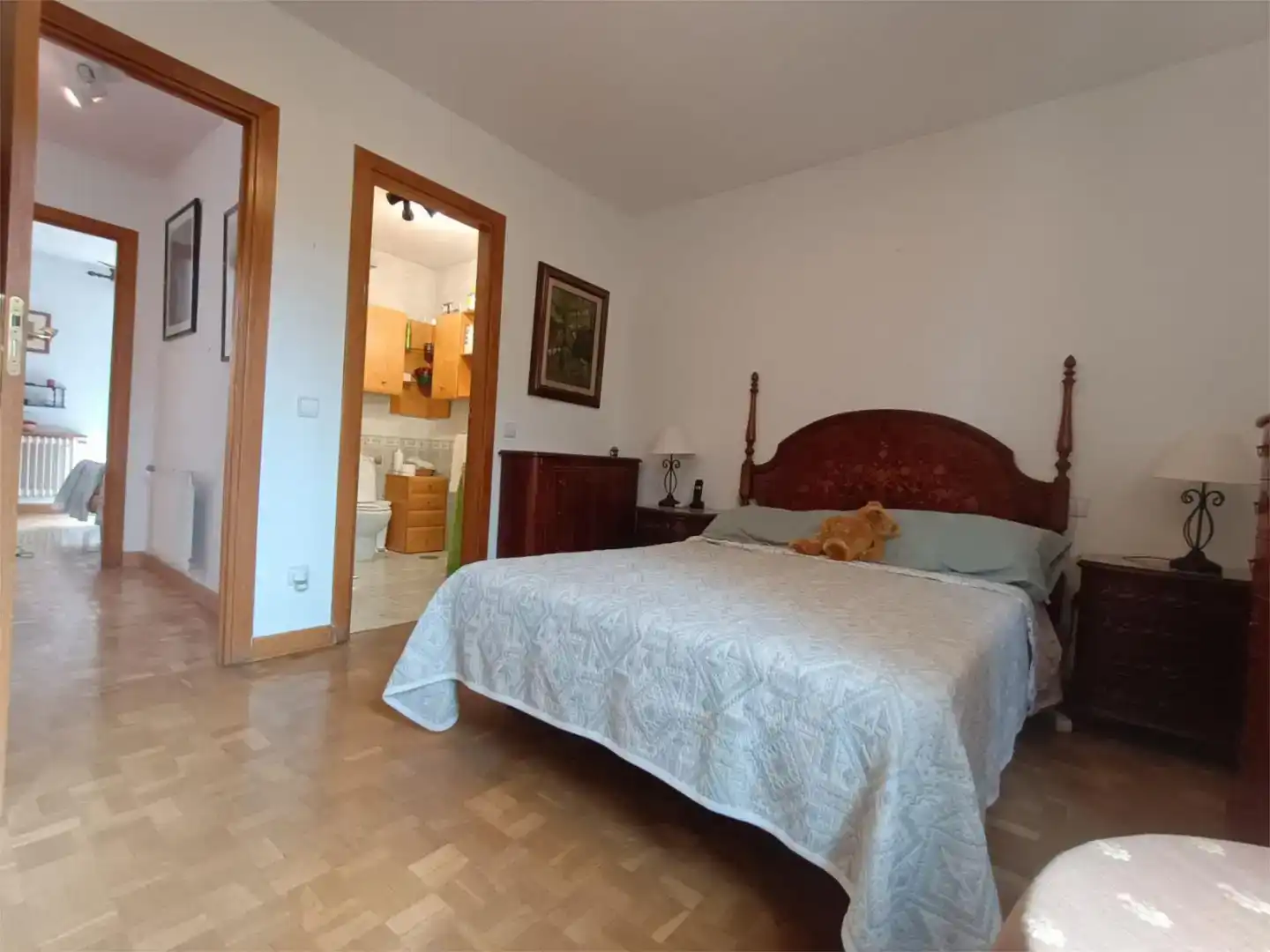 Dormitori de Pis en venda en Getafe amb Aire condicionat, Jardí privat i Moblat