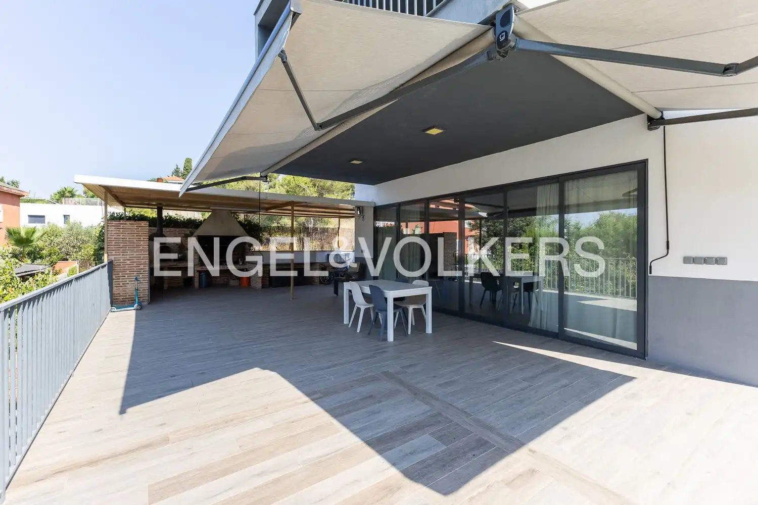 Terraza de Casa o chalet en venta en Torrent con Aire acondicionado, Calefacción y Jardín privado