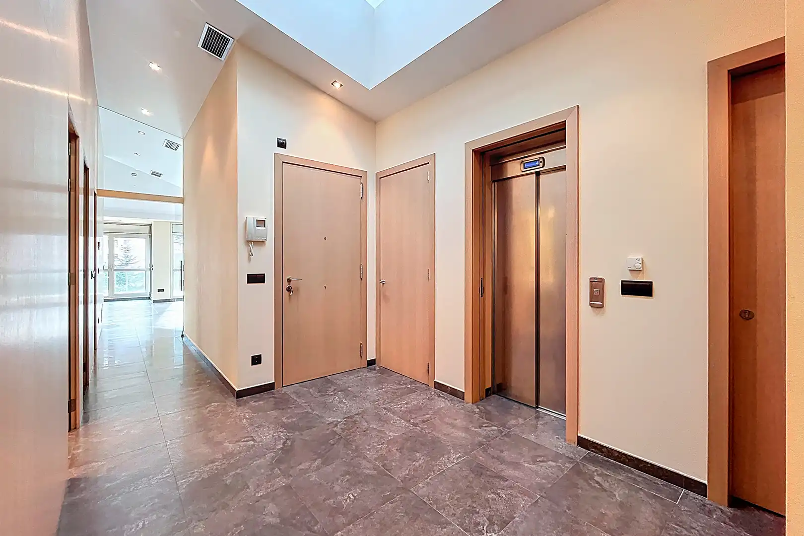 Attic for sale in Escaldes – Engordany  with Air Conditioner, Heating and Terrace