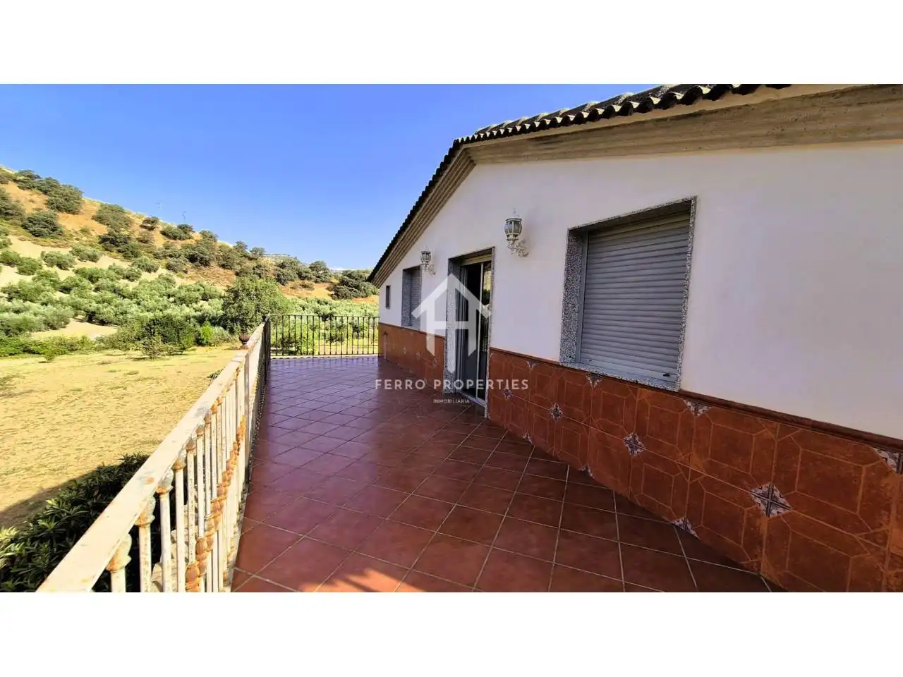 Vista exterior de Casa o xalet en venda en Algarinejo amb Jardí privat, Terrassa i Moblat