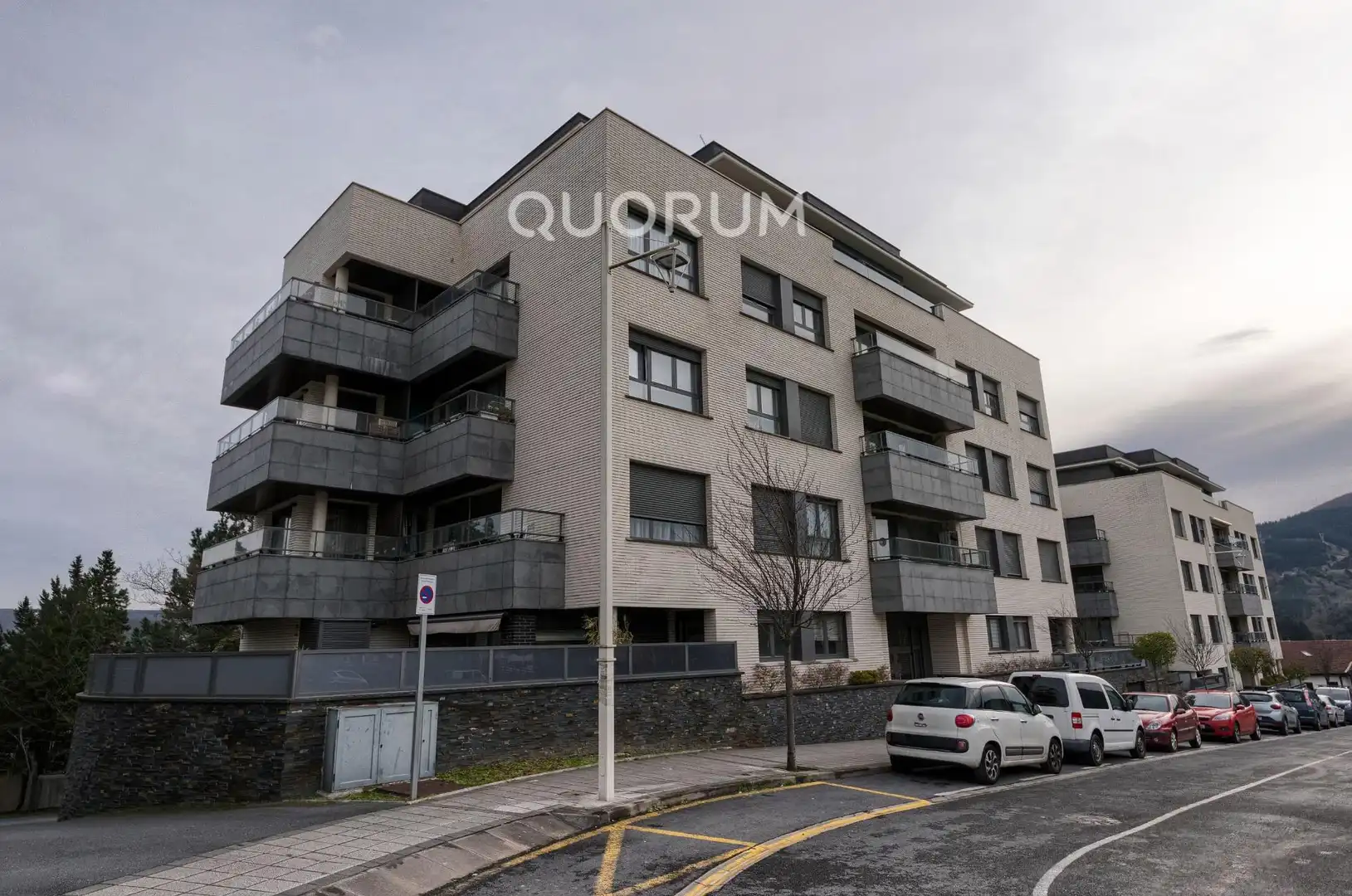 Vista exterior de Piso en venta en Arrigorriaga con Calefacción, Terraza y Trastero