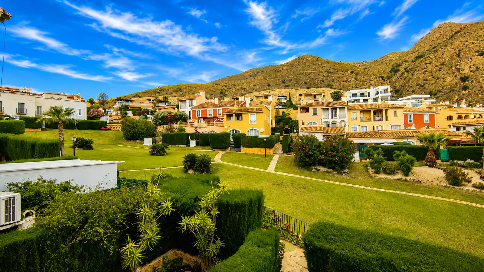 Chalet con terraza en venta en Golf Bahía, imagen 19