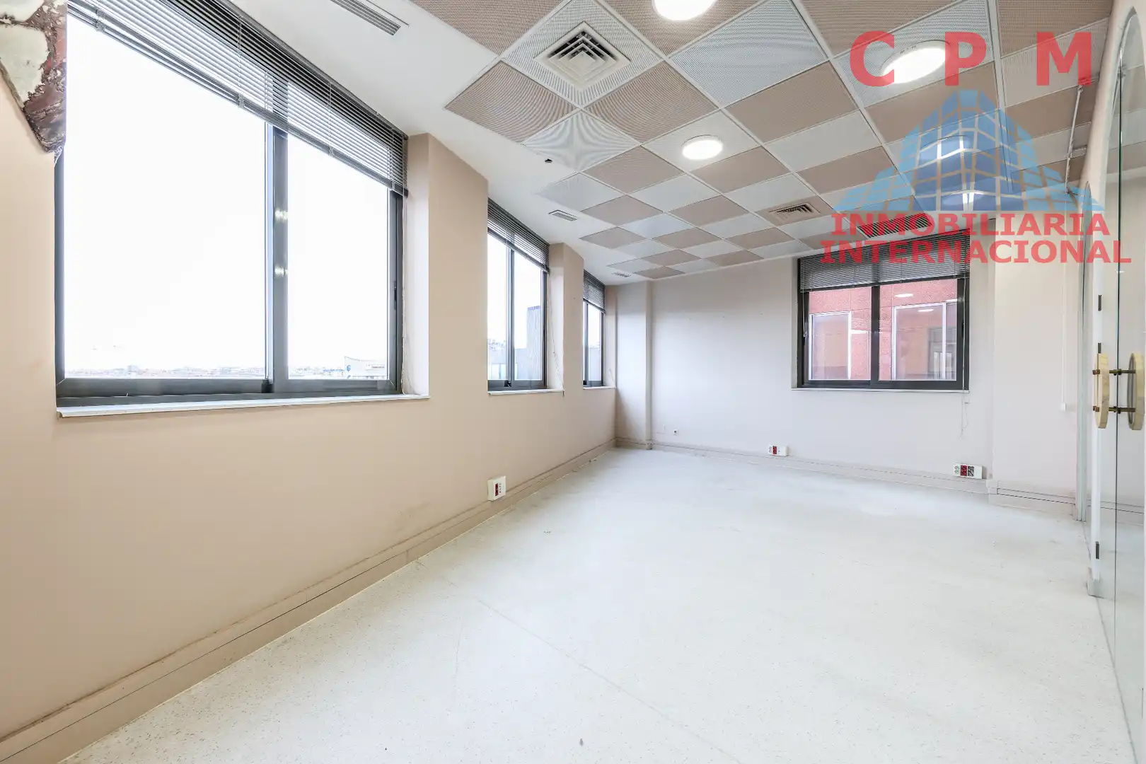 Office for rent in Simancas