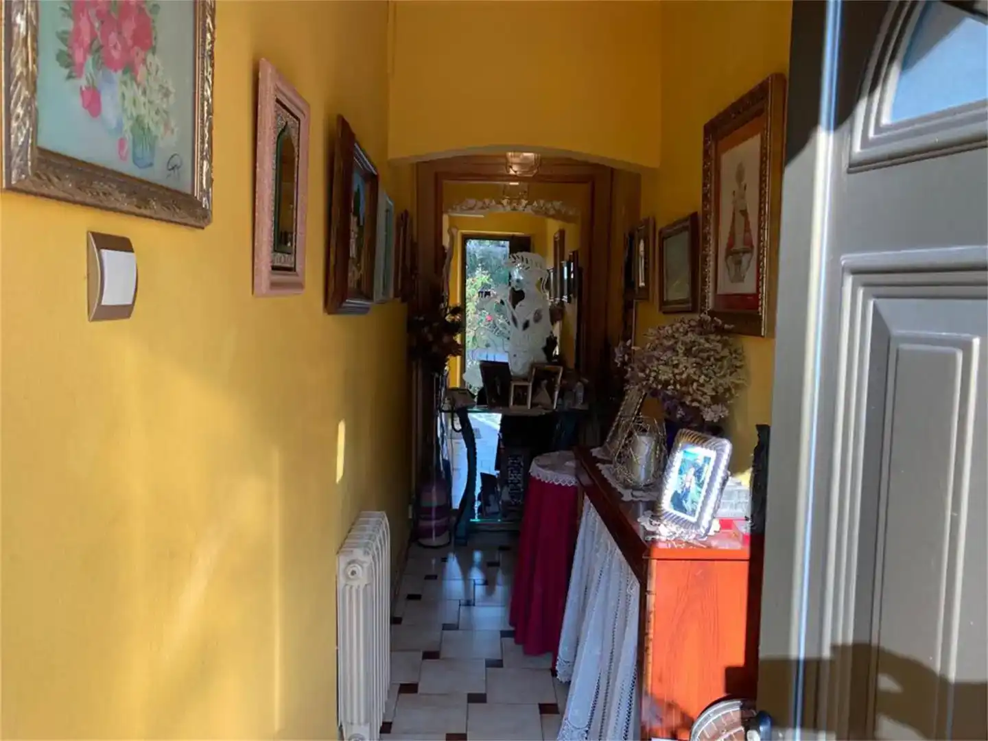 Planta baja en venta en Lena con Jardín privado, Trastero y Amueblado