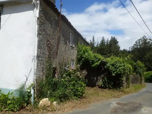 Vista exterior de Finca rústica en venda en Cesuras amb Jardí privat i Traster