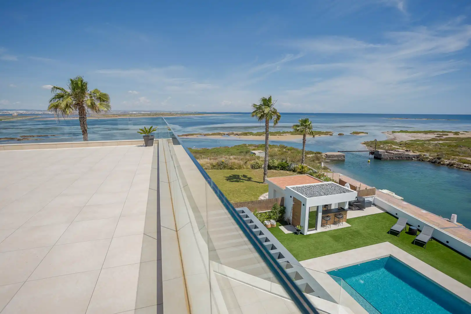 Terrace of Houses for sale in La Manga del Mar Menor  with Storage room and Furnished