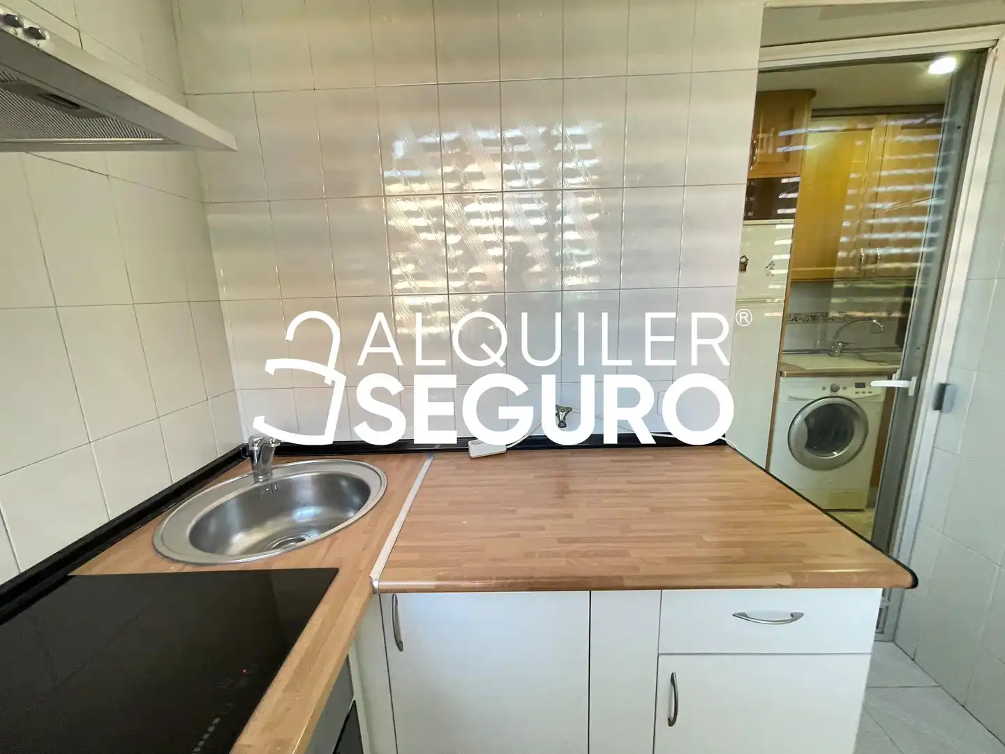 Kitchen of Flat for rent in Madrid  with Heating, Terrace and Swimming Pool